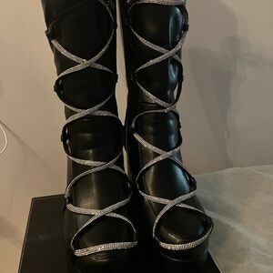 NEW Azalea Wang sexy knee high platform boots w rhinestone drip laces-6